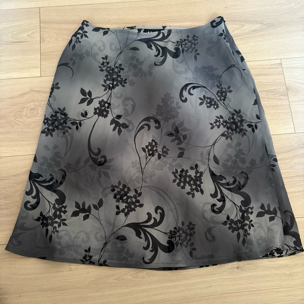 Axcess Charcoal and Black Patterned Floral Midi Skirt